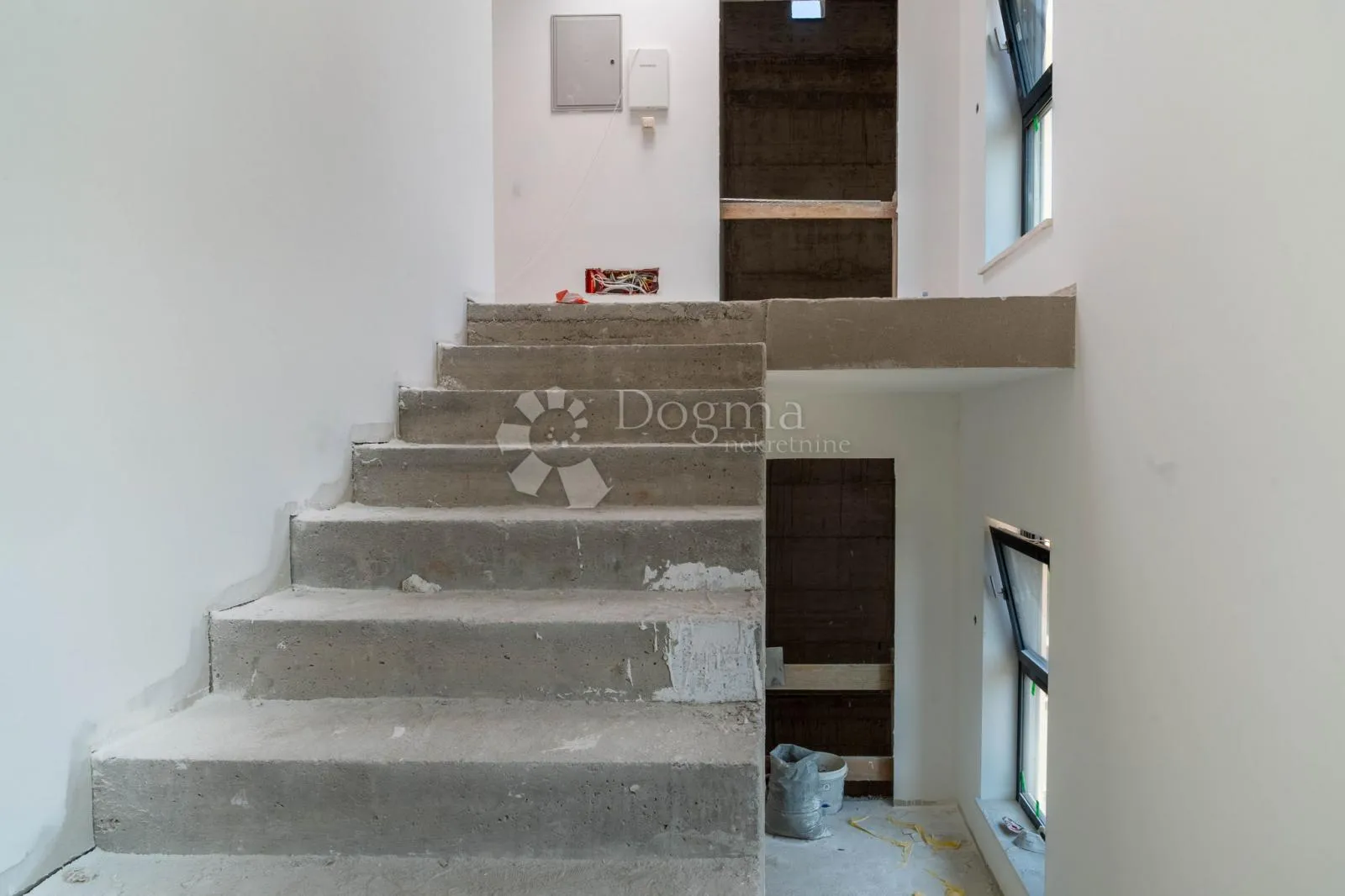 novogradnja pula centar - 41 m2, 1s+db, 3. kat b07 - slika 4