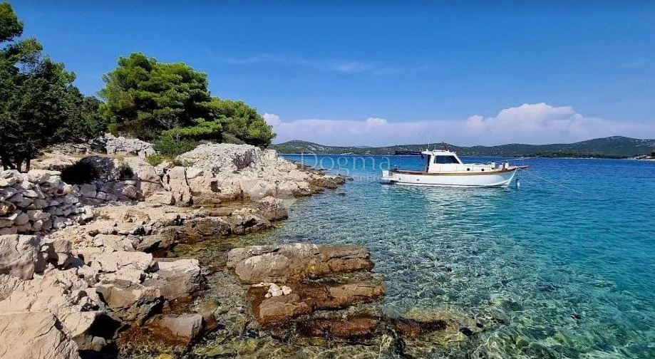otok zmajan, poljoprivredno zemljište nadomak mora - slika 2