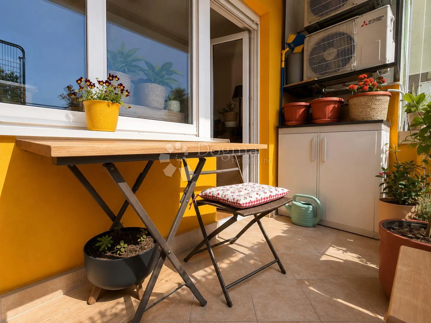 pula centar – potpuno renoviran stan 60 m² s balkonom - slika 4