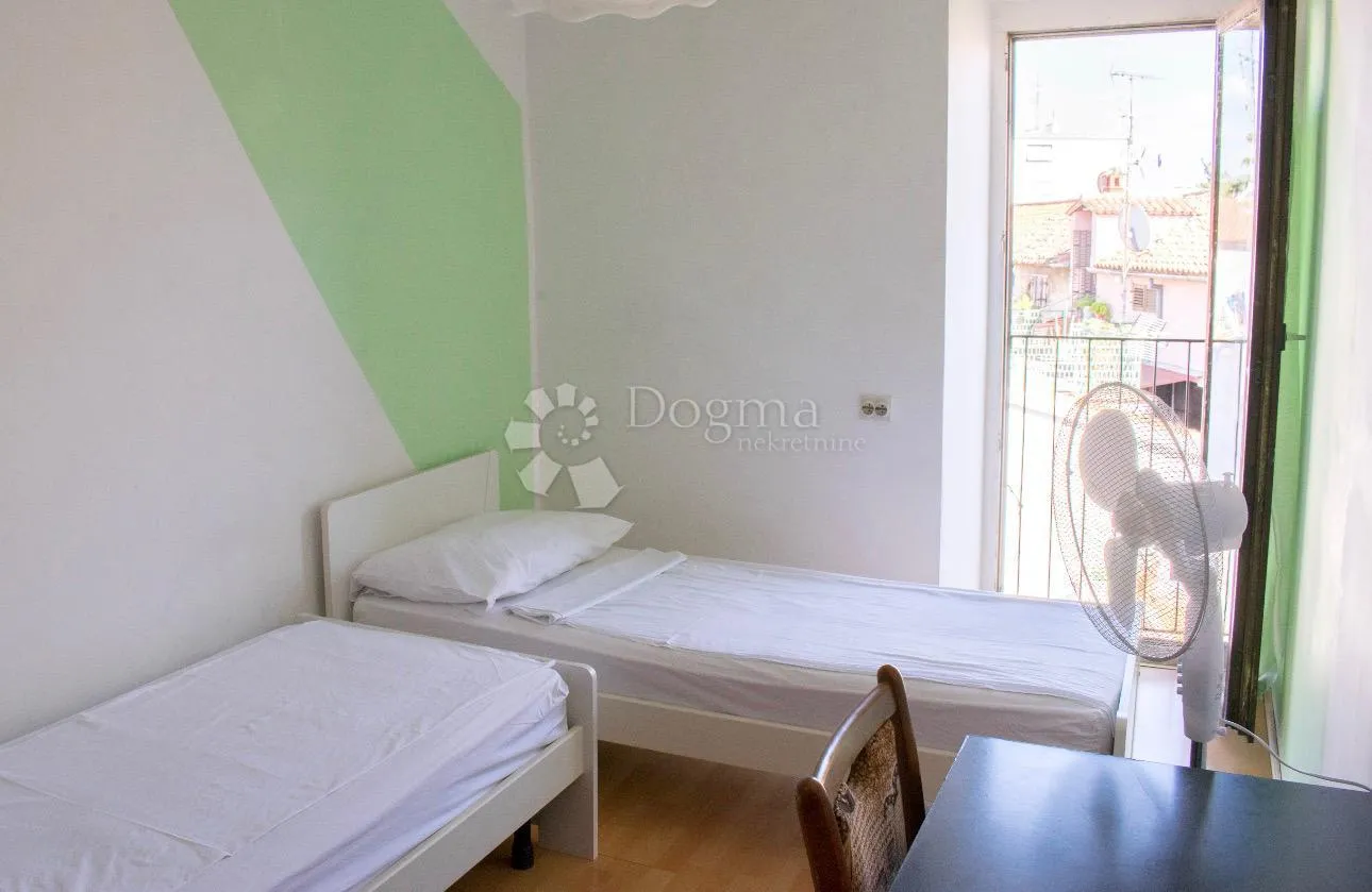 poreč-stan u centru grada 58 m² - slika 6