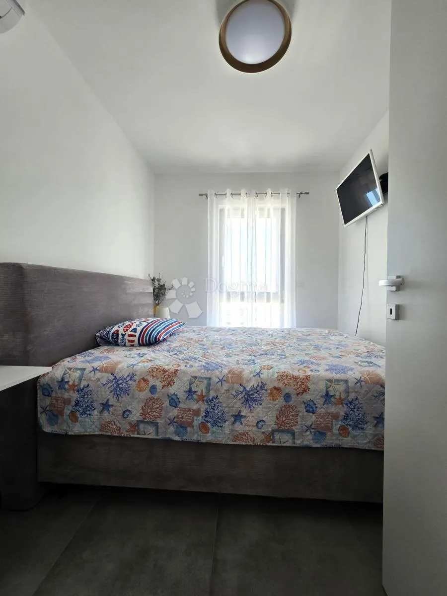 top stan sa dvorištem u novogradnji - slika 24