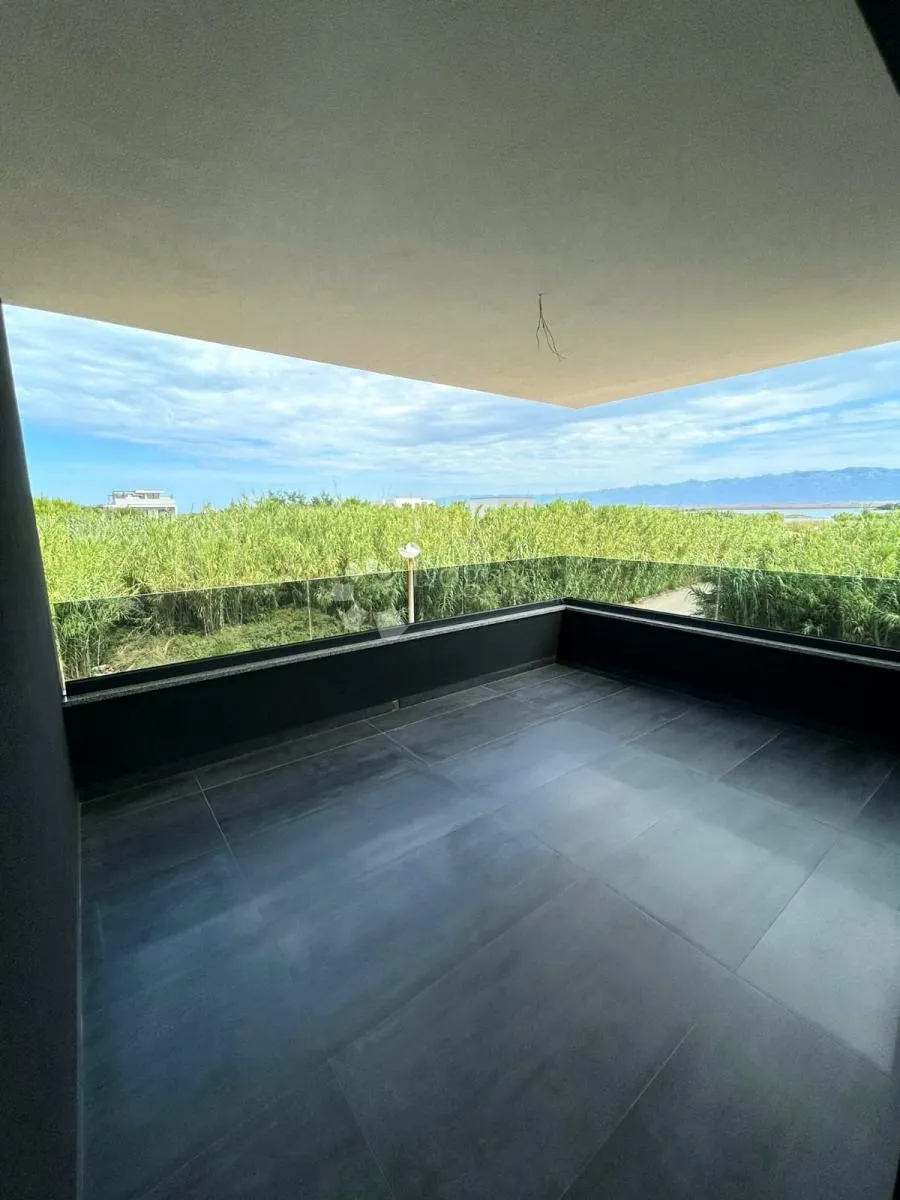 privlaka - moderan penthouse - krovna terasa - slika 14
