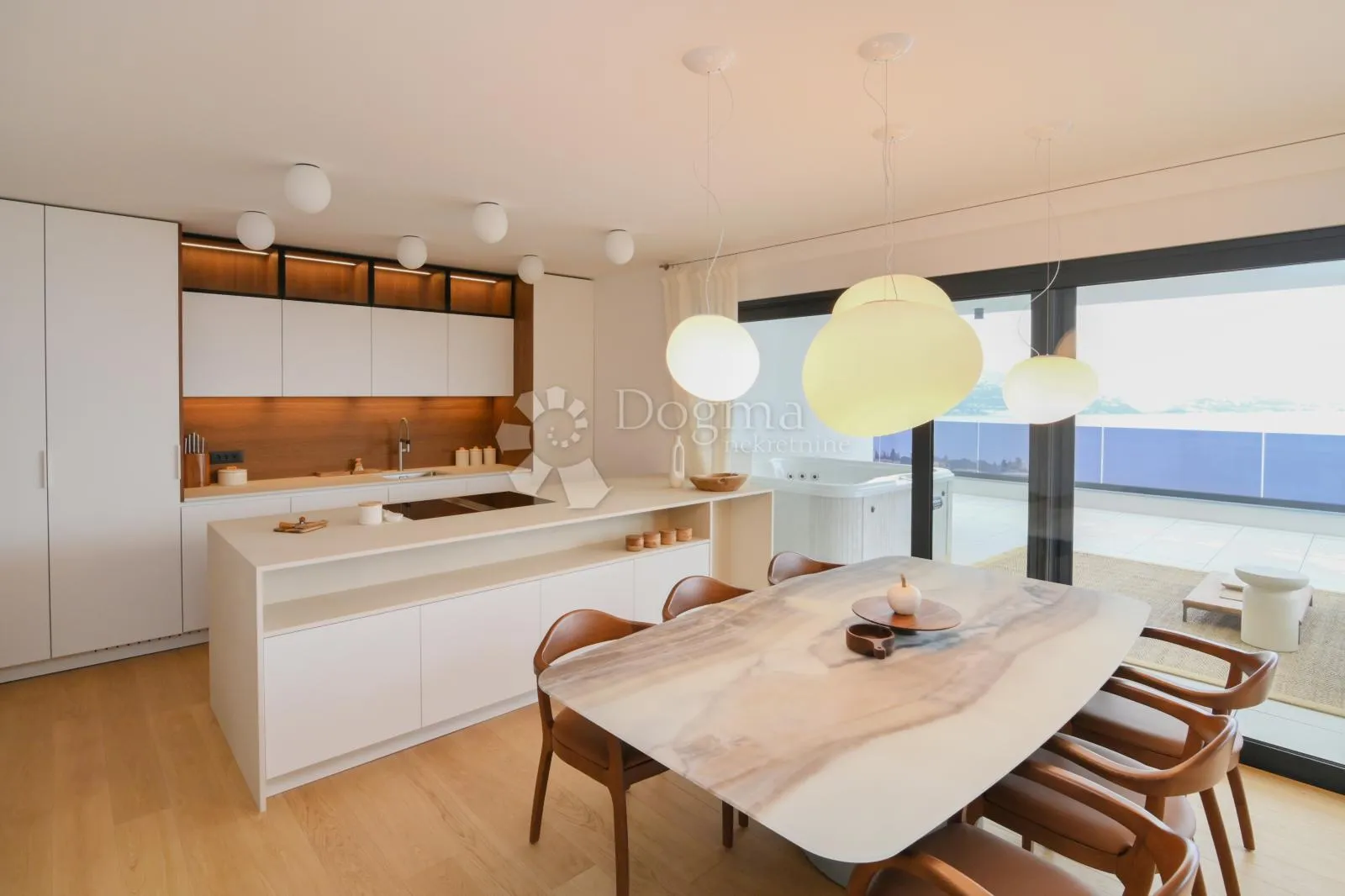 ekskluzivan penthouse za najam u opatiji - slika 1
