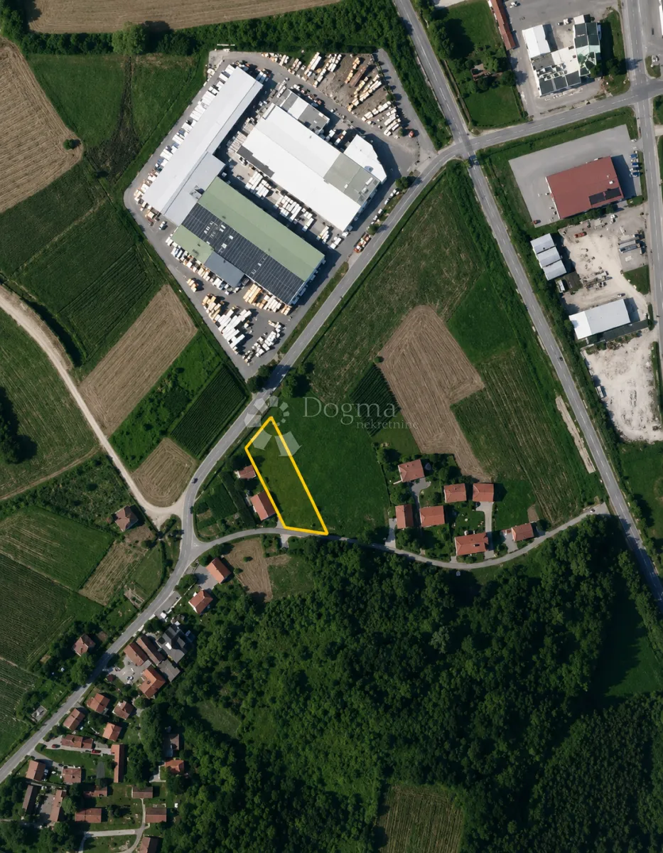 građevinsko zemljište nadomak centra sv. križ začretja - slika 2