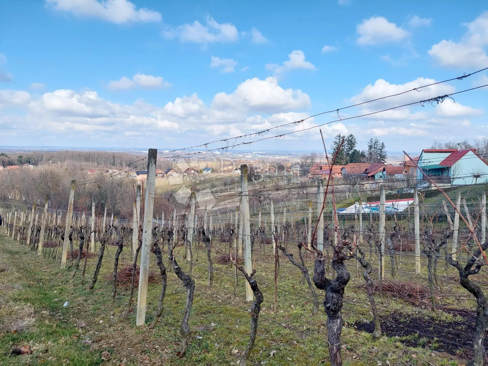 atraktivno zemljište na malom vrhu - slika 3