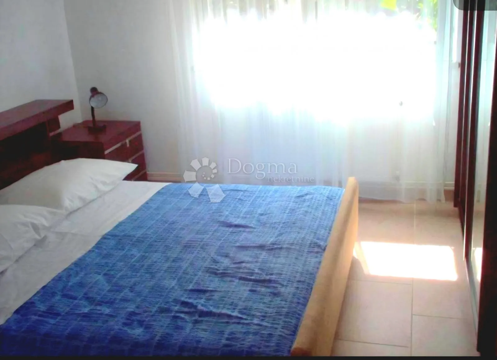 apartmanska kuća, 70m od mora, trogir - slika 12