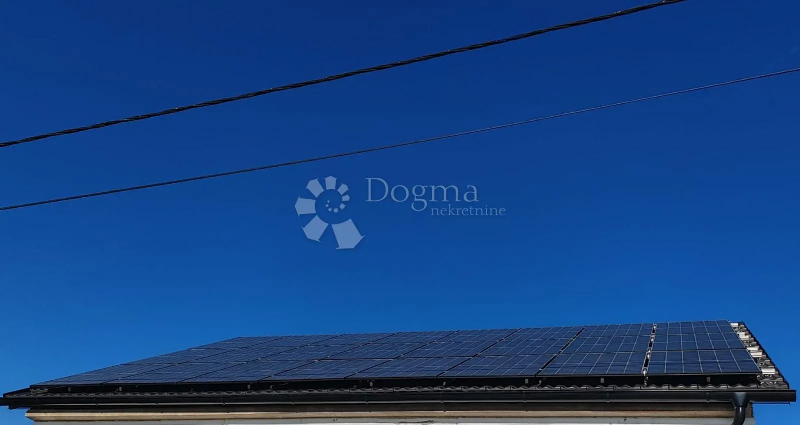 atraktivna kuća u sračincu sa solarnom elektranom - slika 15