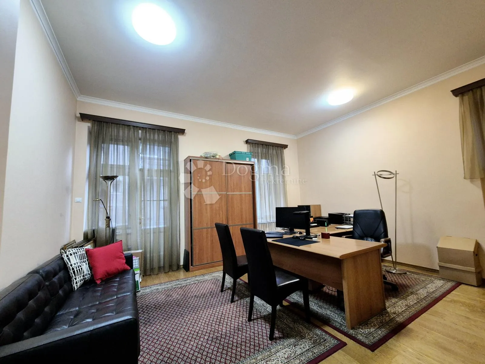 atraktivan poslovni prostor za najam u samom srcu zagreba! - slika 10