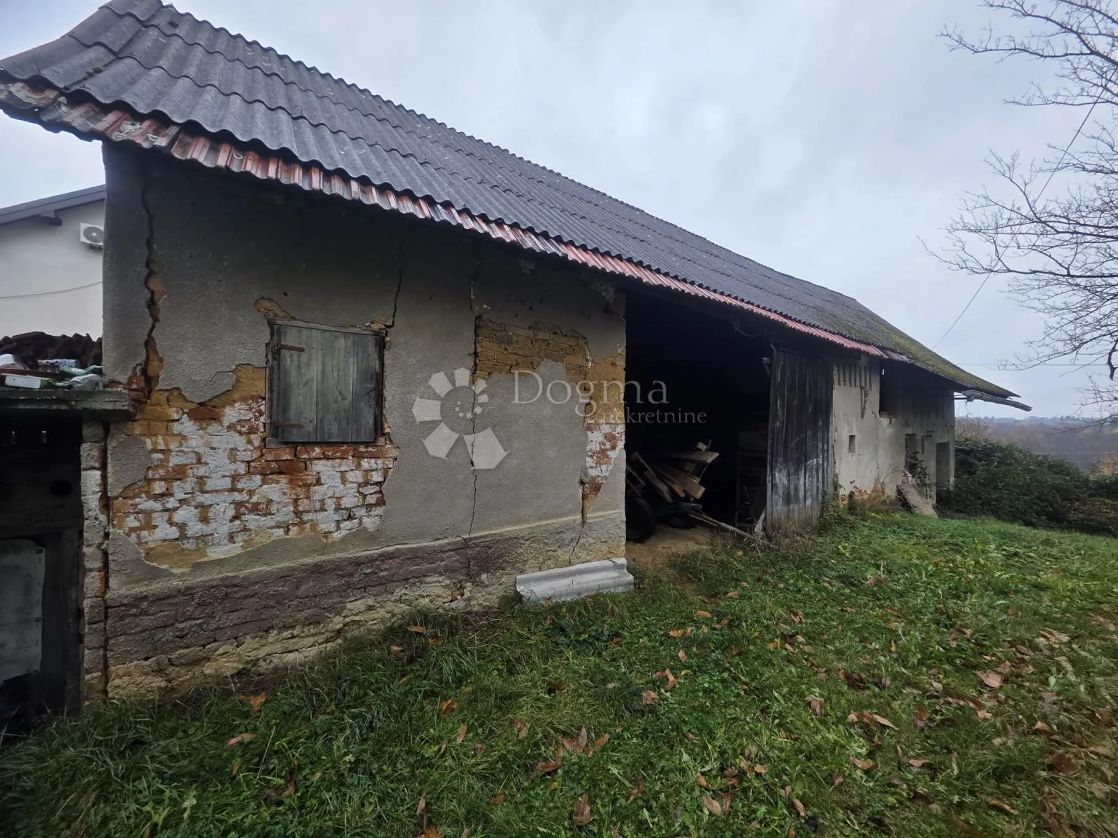 kuća za rušenje na parceli 810 m² – odlična prilika - slika 4