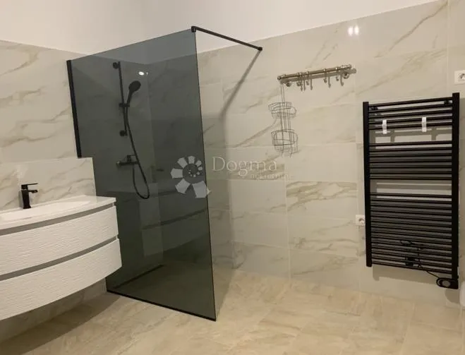 unikatna vila iznimne lokacije (pogled na more) - biograd na moru - slika 19