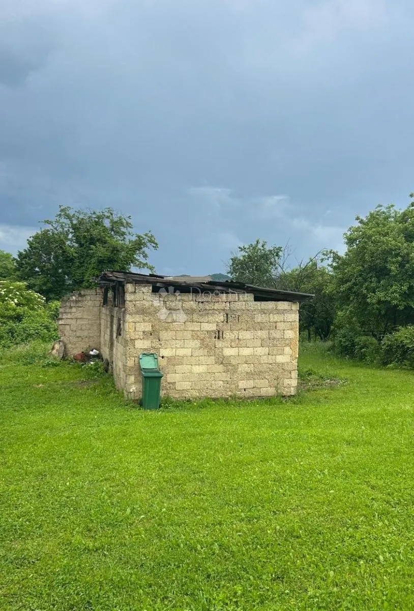 novija kućica kraj rijeke i toplica - slika 16