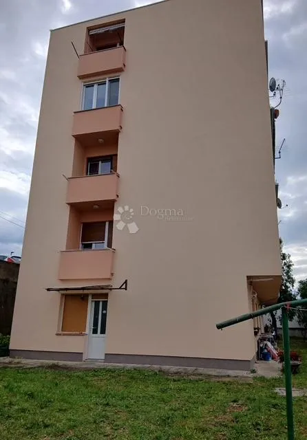 ekskluzivno samo u dogmi,crikvenica-stan blizu centra! - slika 12