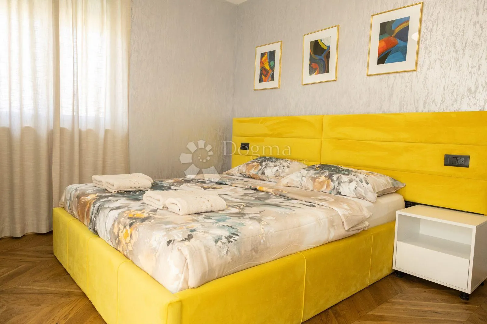 prekrasna kuća sa bazenom - slika 26