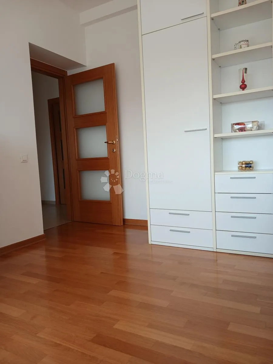 najam - odličan 1s + db stan na pećinama - slika 3