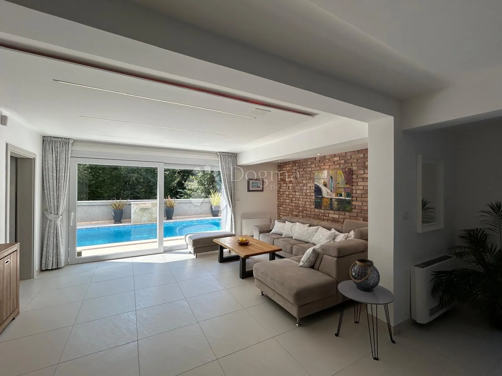 otok krk dobrinj villa s bazenom - slika 4