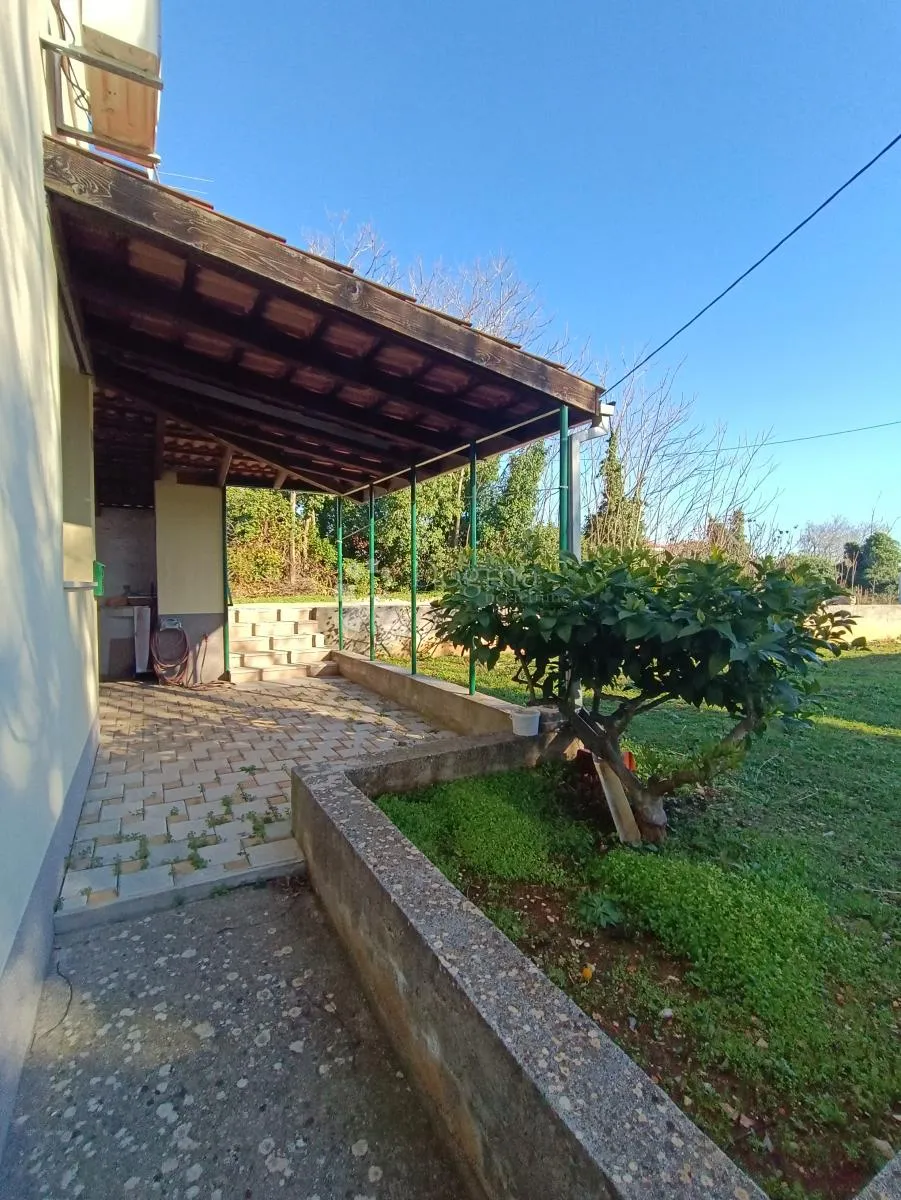 samostojeća kuća na šolti - slika 4