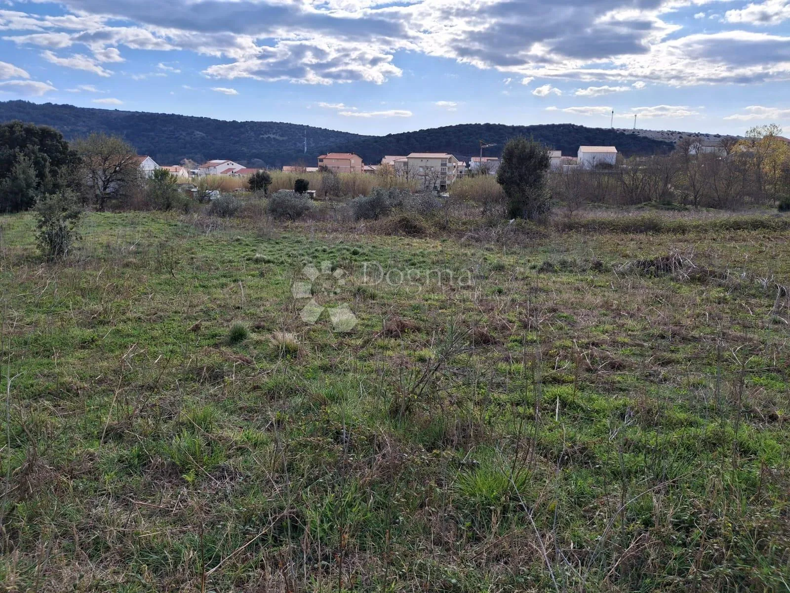 građevinsko zemljište u mirnom dijelu lopara!!! prilika! - slika 4