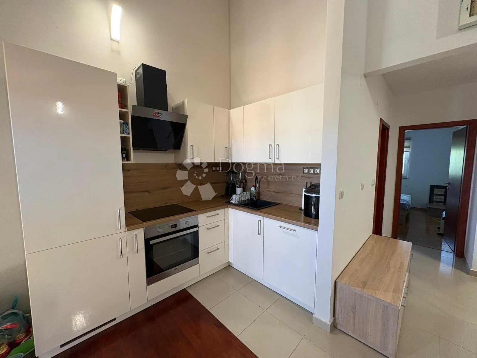 apartman blizu mora - slika 4
