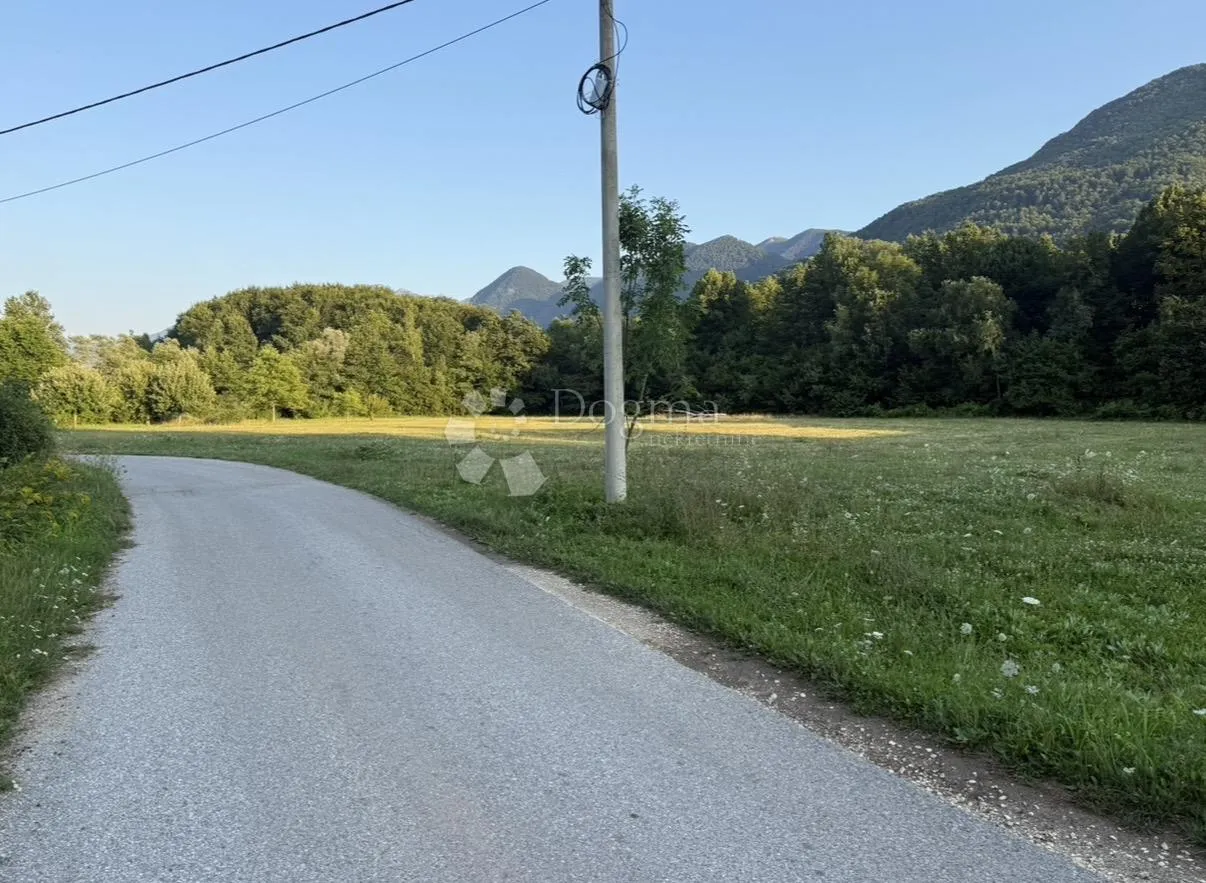 rizvanuša dvije građevinske parcele podno velebita - slika 2