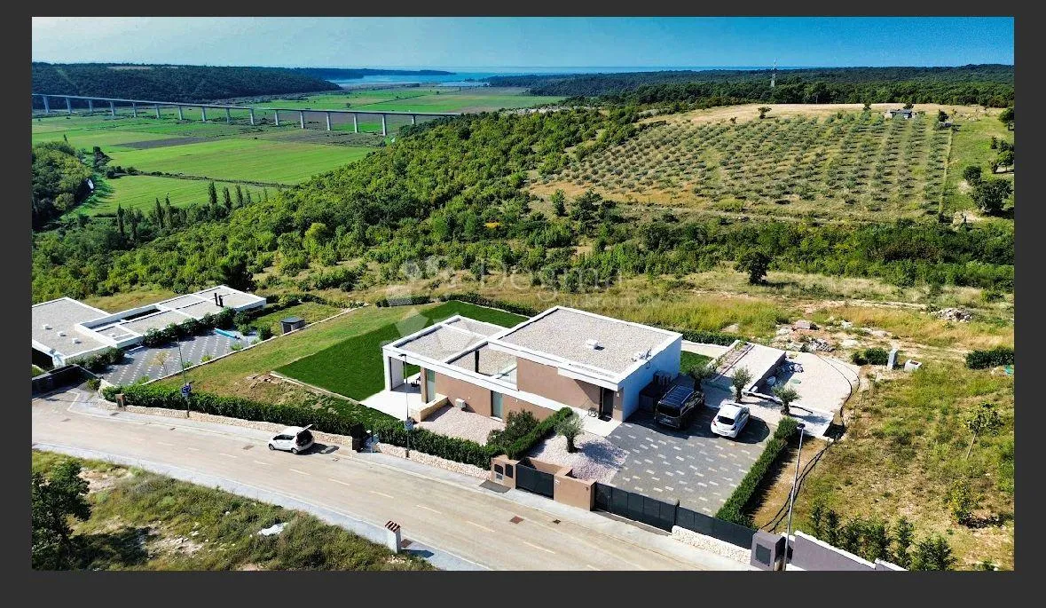 novigrad, impresivna vila s izuzetnim pogledom na more - slika 20