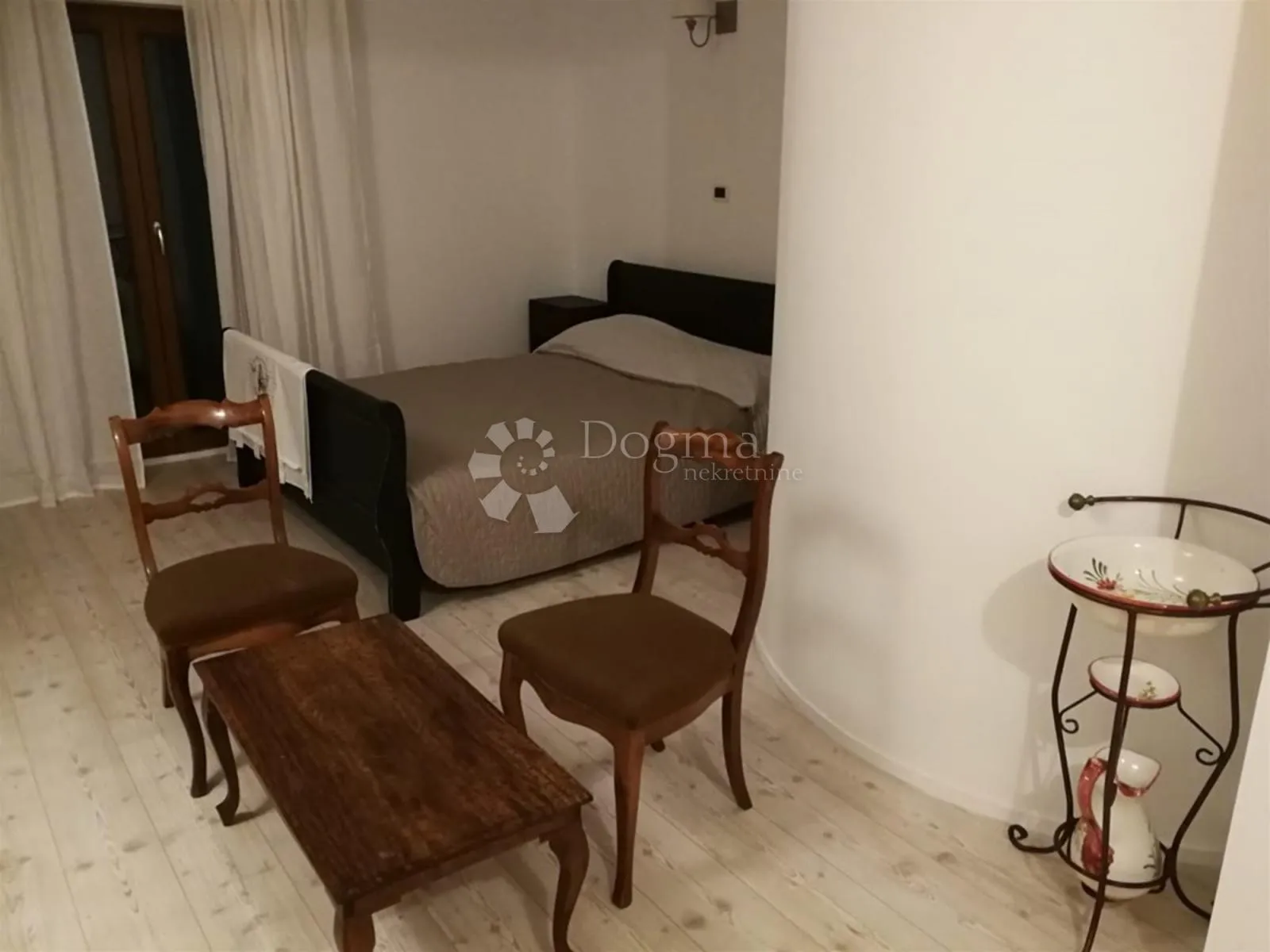 kamena vila u labinu - slika 22