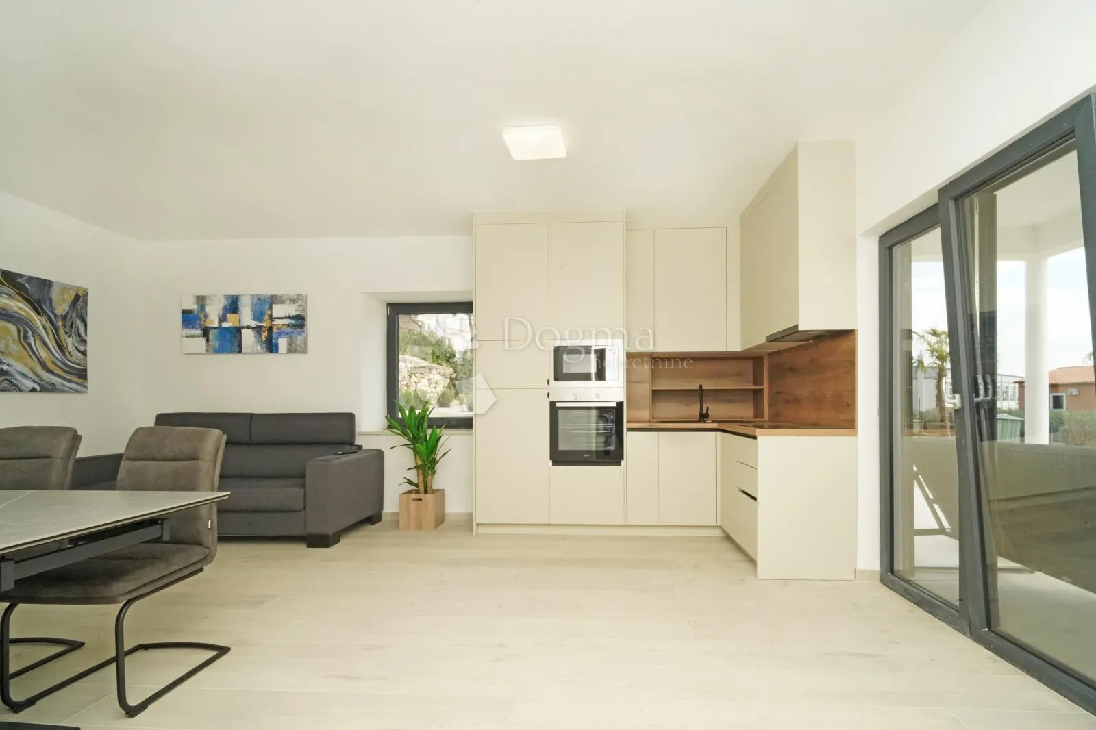 moderna kuća s 2 apartmana- kaštelir - slika 6