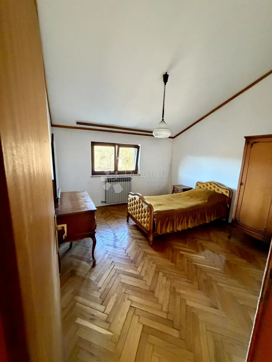 kuća s potencijalom - zarečki krov - slika 19