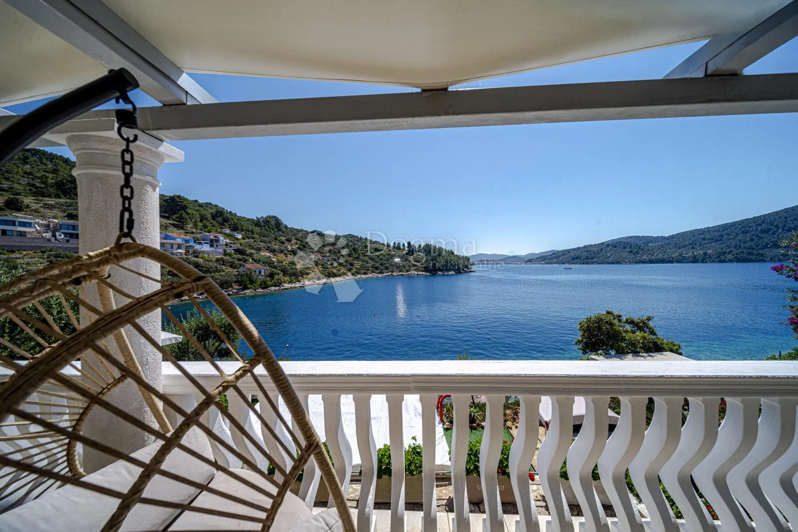 prvi red do mora: samoodrživa apartmanska vila s uhodanim poslovanjem – vela luka, korčula - slika 53