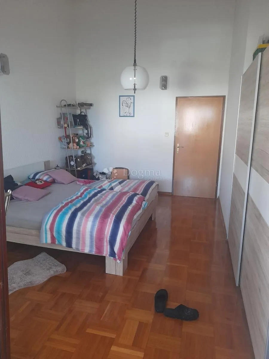 punat - idealan stan na odličnoj lokaciji - slika 6