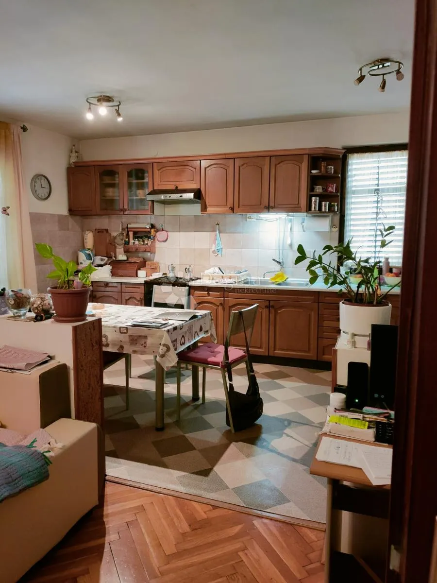 apartmanska kuća u rovinju - slika 20