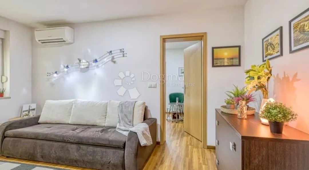 stan sa dva apartmana u matuljima - slika 4