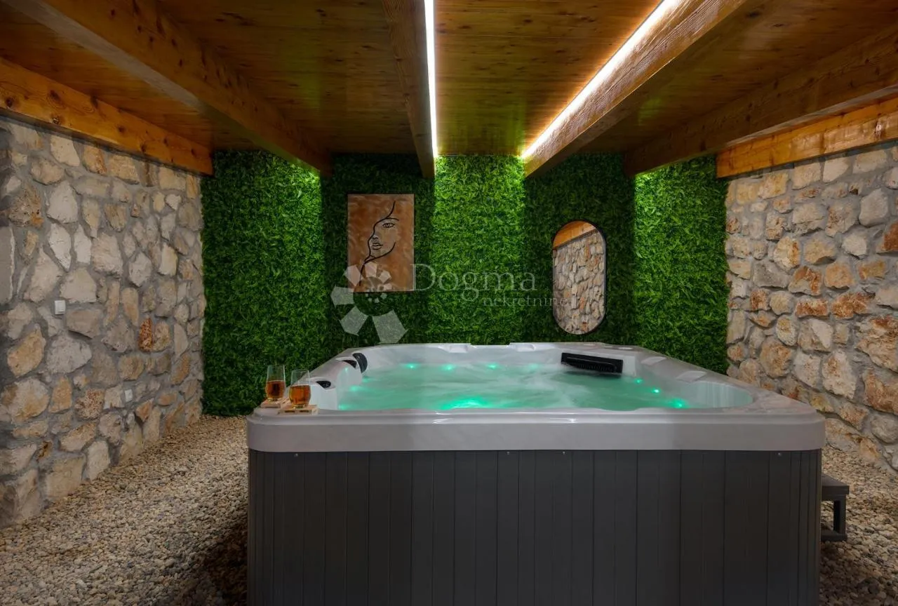 hacienda na braču 10000m2 okućnice - slika 19