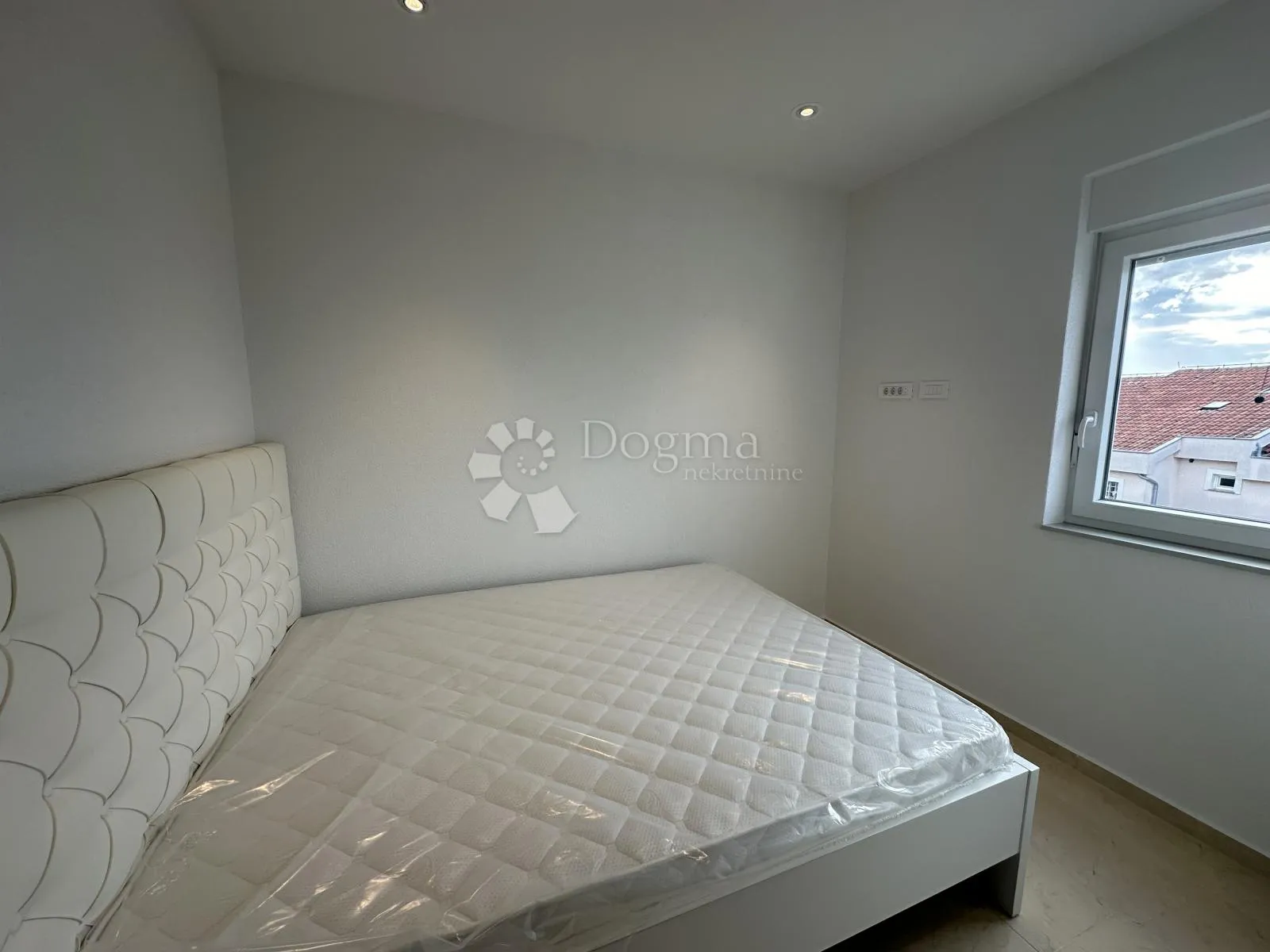 apartman crikvenica 80m2 sa pogledom na more - slika 14