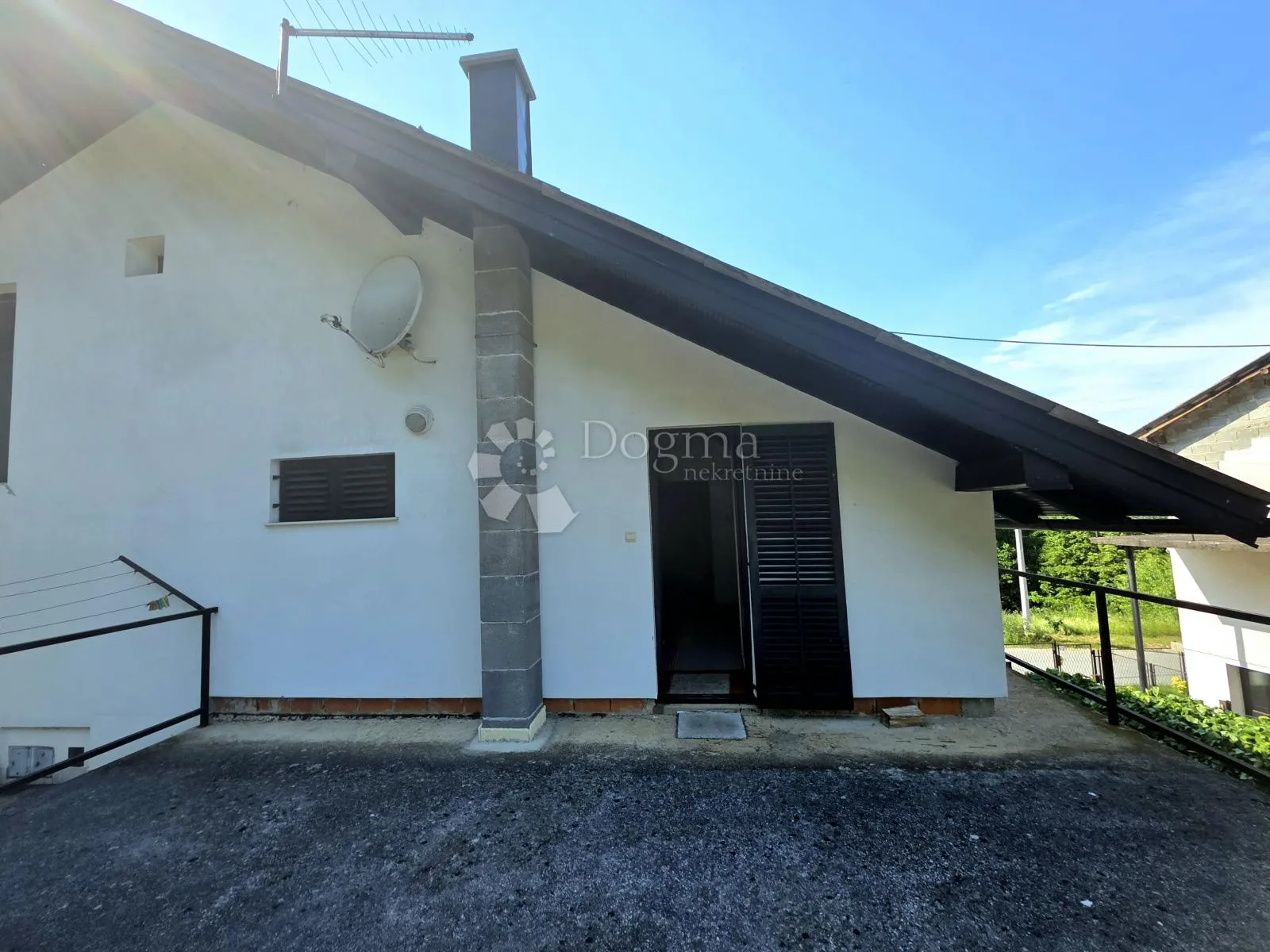 prodaja, kuća, nkp 350m² s okućnicom i terasom, mrežnički brig - slika 28