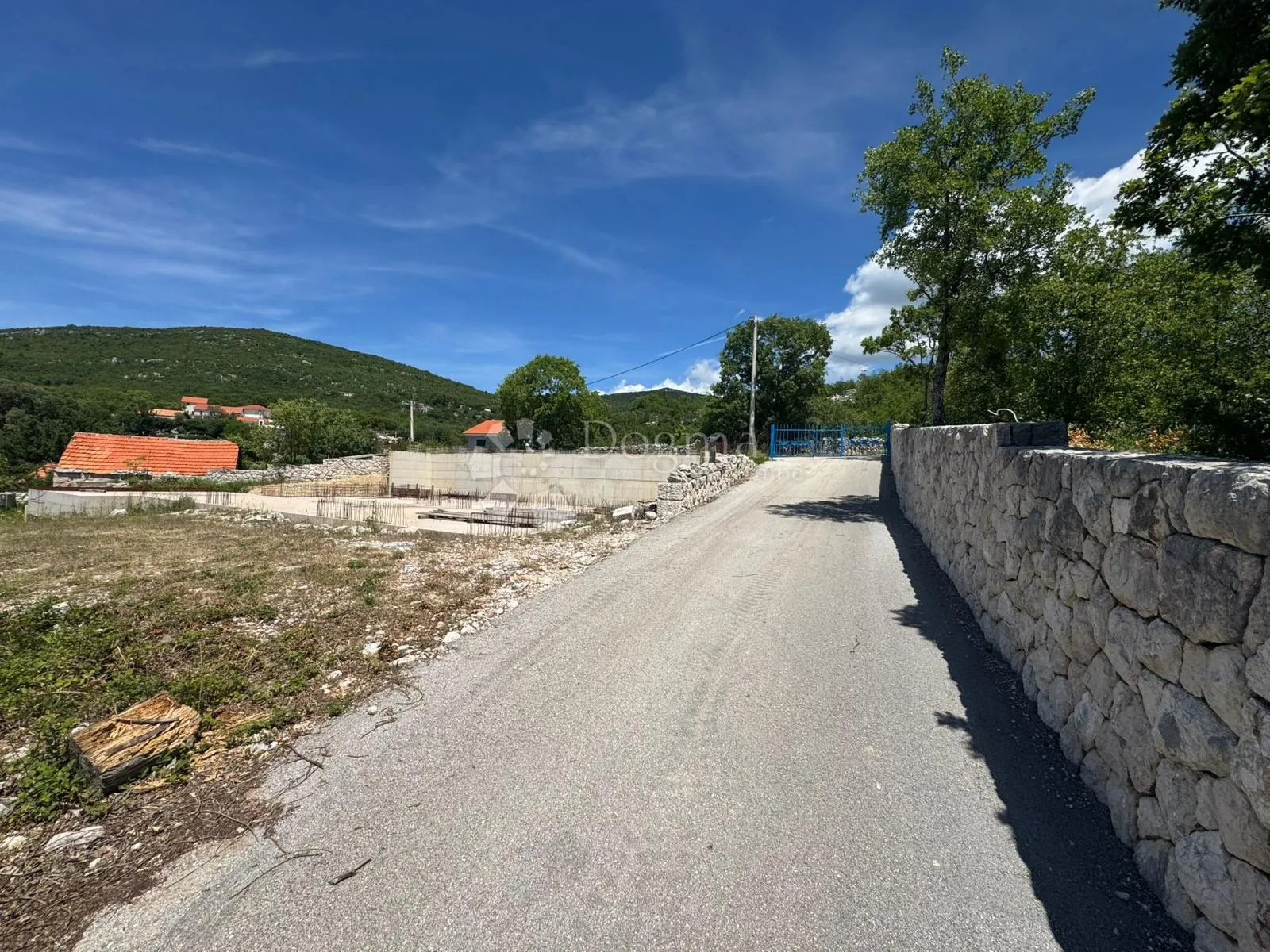 jedinstveno imanje s kućom i bazenom u prirodnom okruženju – zagvozd - slika 25