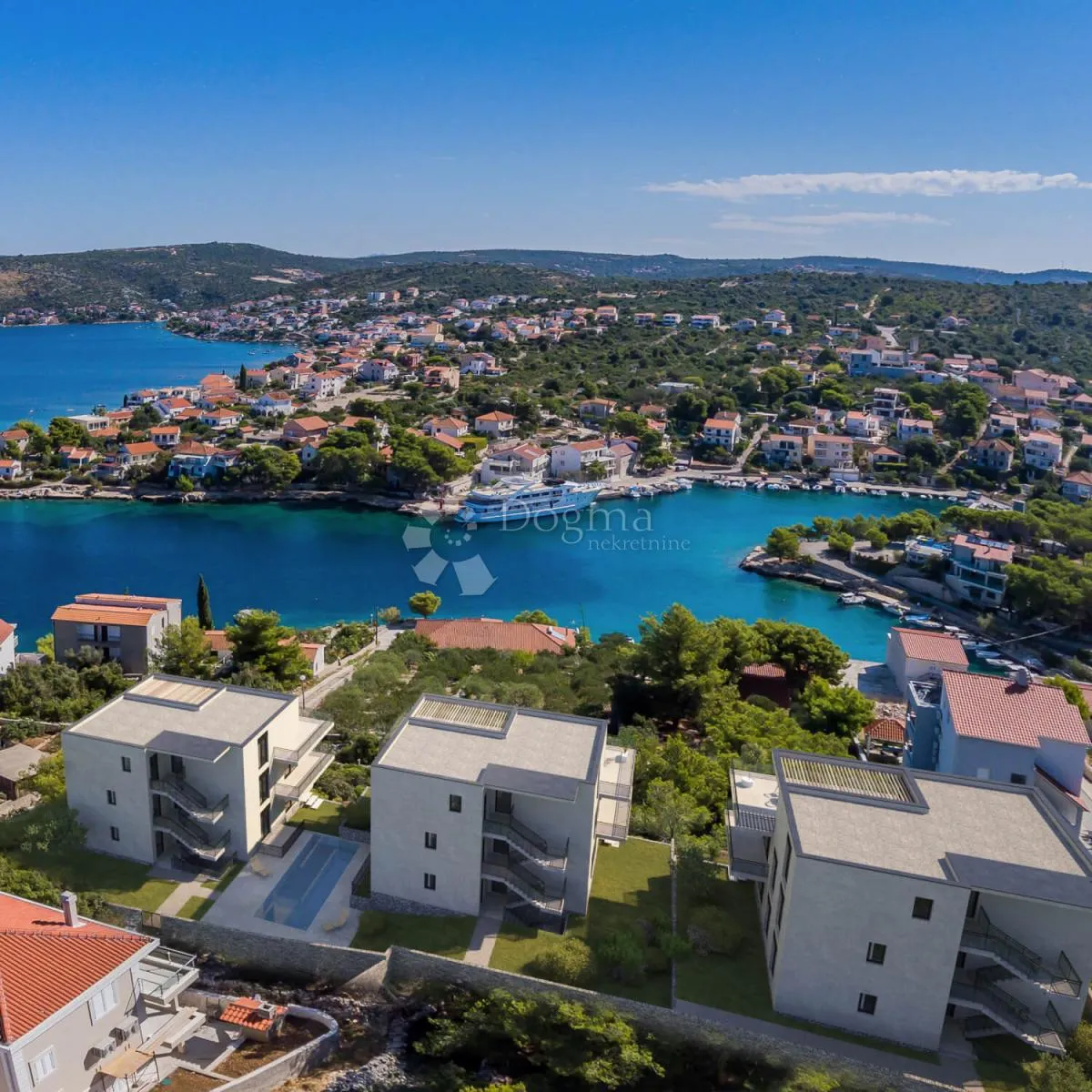 ražanj- ekskluzivni penthouse s top pogledom - slika 7