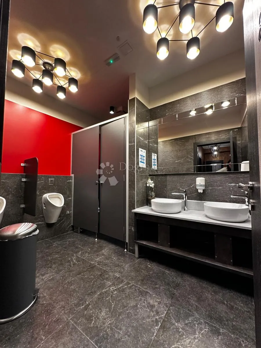 prodaje se hotel u senju 4* - slika 32