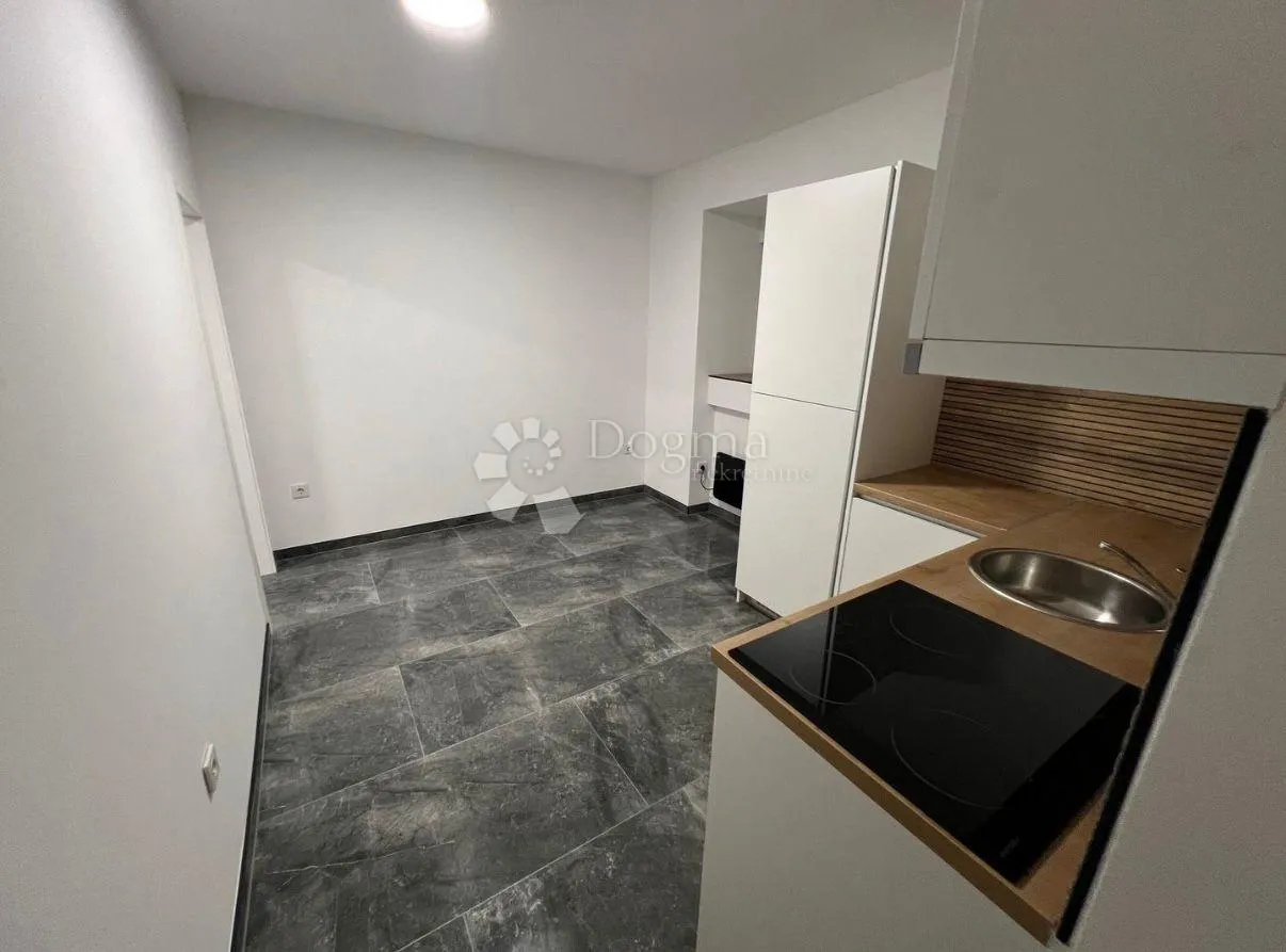 zagreb, donji grad-2 odvojena stana,53 m2 - slika 3