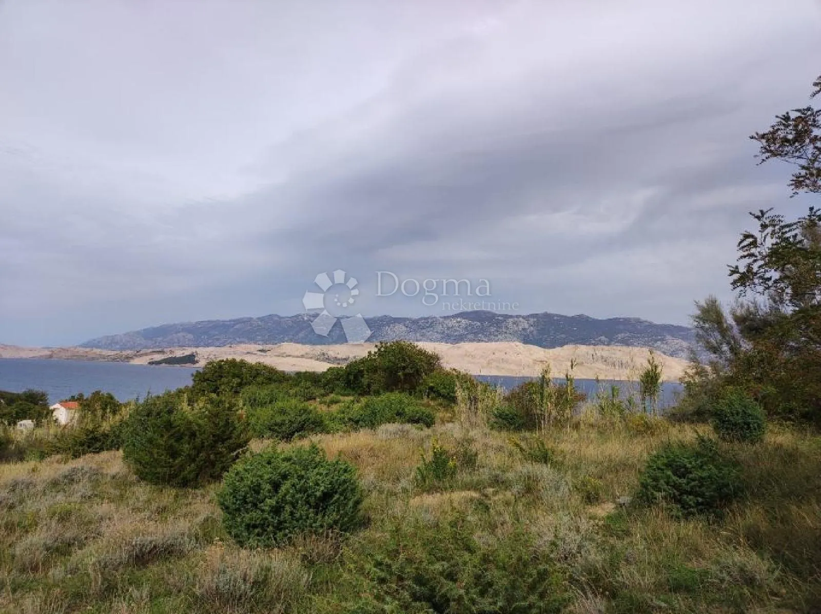 građevinsko zemljište pag – pogled na more, 250 m do plaže - slika 3