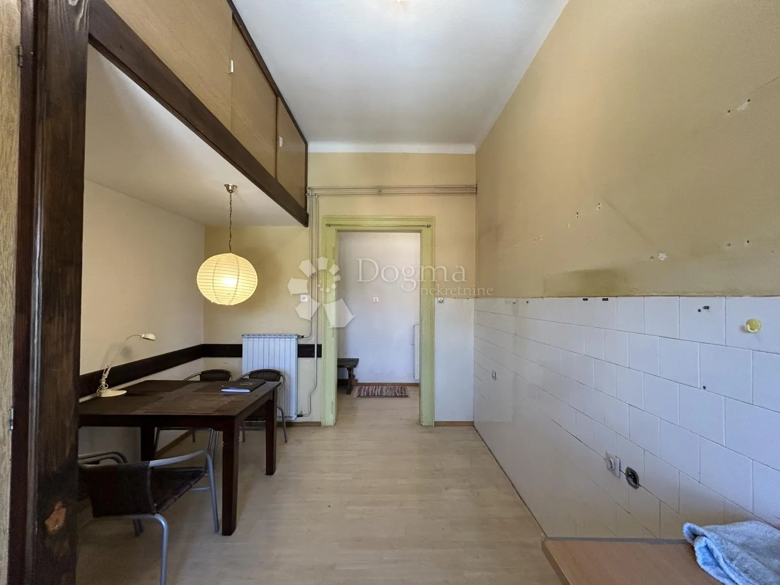 centar rovinja | 72,5 m² | pogled na more i stari grad | garaža + vrt - slika 6