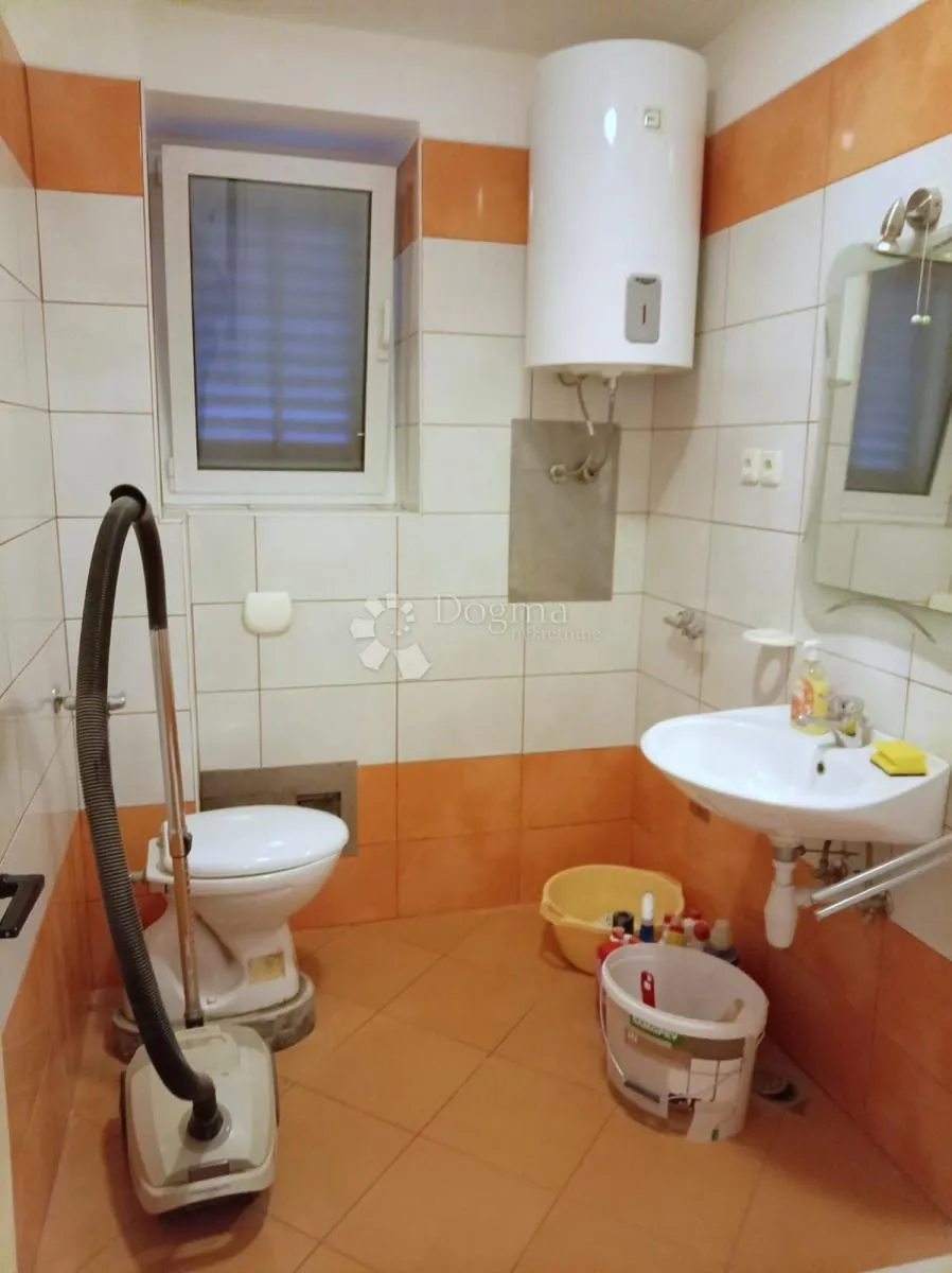 bakarski dragulj 35 m od mora – 70,58 m², terasa, dva ulaza! - slika 10