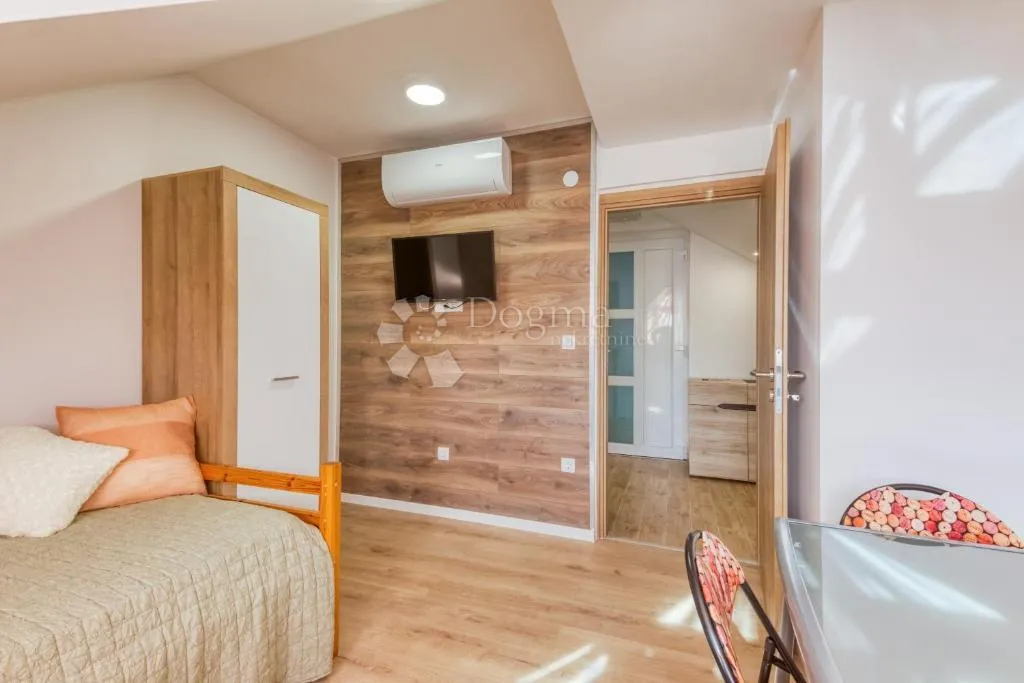 idilična kuća sa 4 apartmana u blizini plitvičkih jezera - slika 9