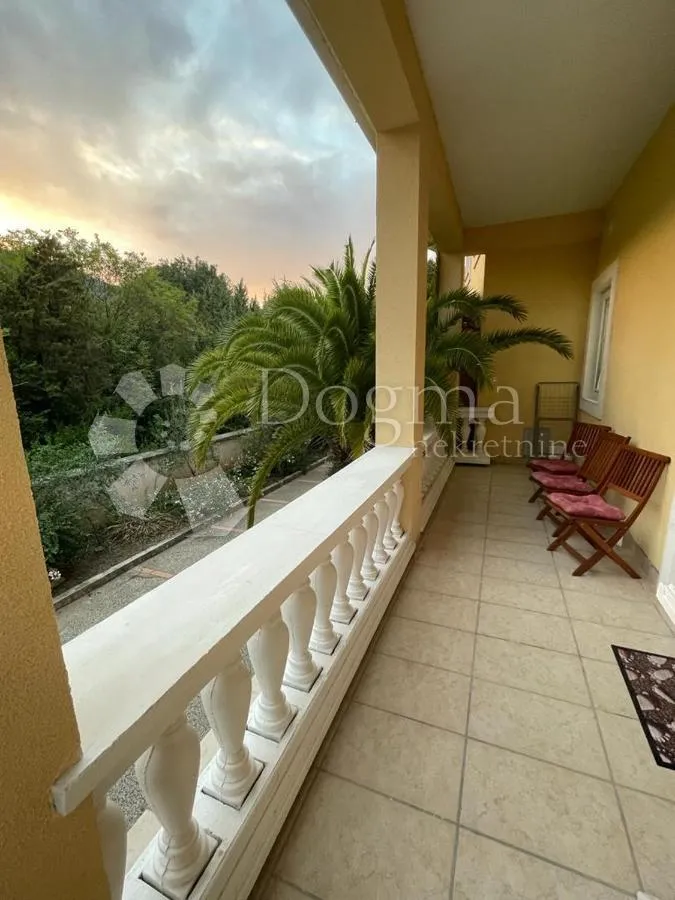 mali lošinj-nerezine prekrasan premium apartman 70 metara od mora - slika 14