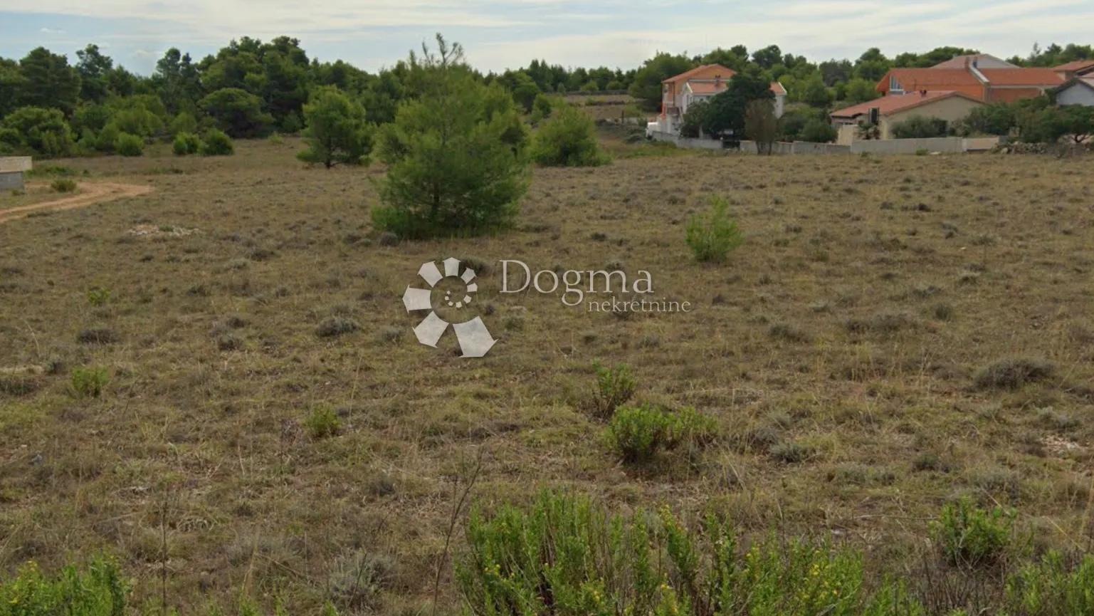 građevinsko zemljište na otoku viru – 300 m od mora - slika 2