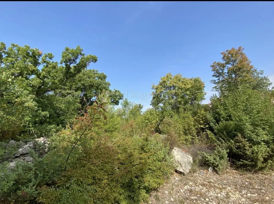 građevinsko zemljište maslenica 1235m2 - slika 3