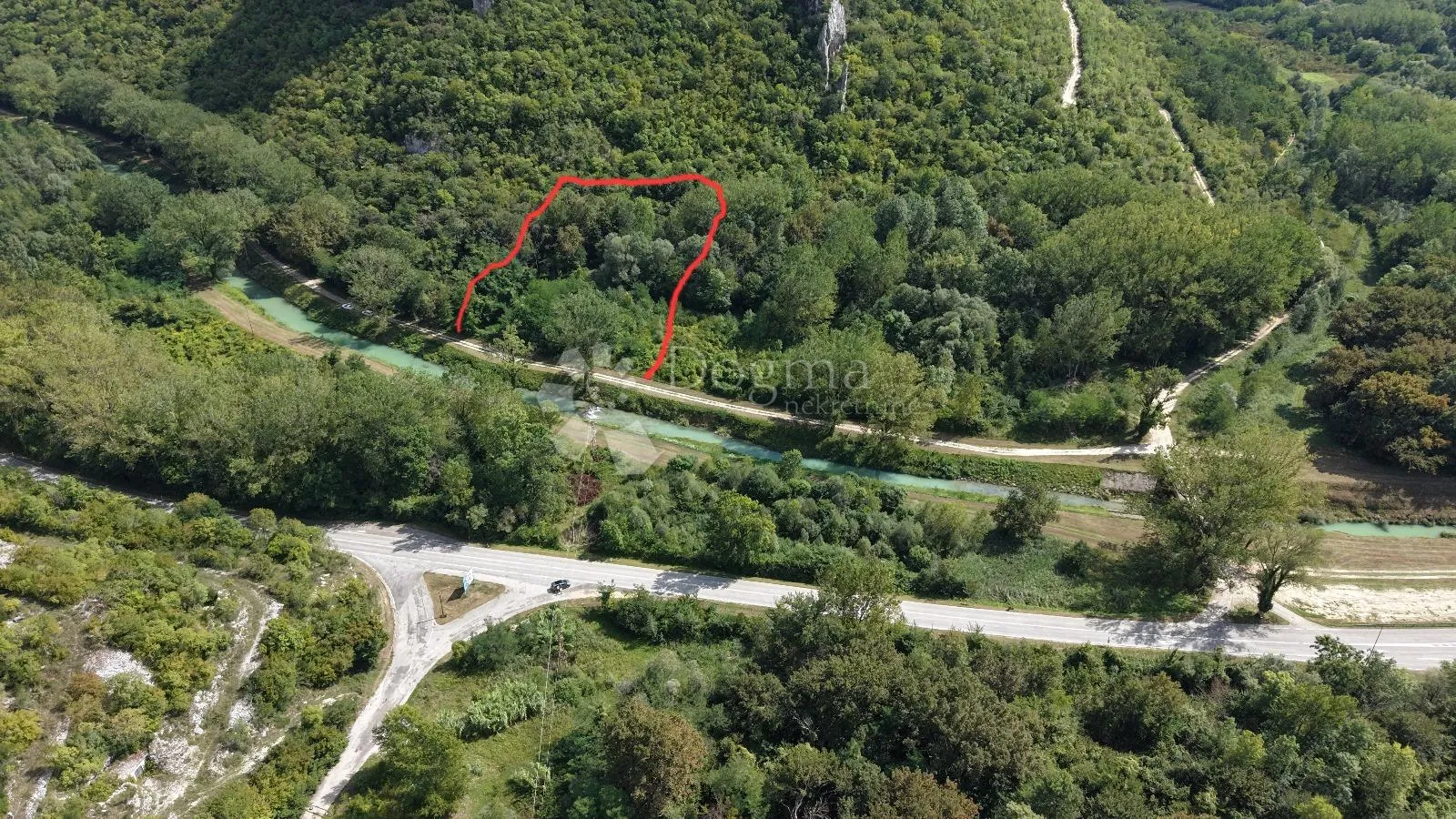 pojoprivredno zemljište 1002 m2, uz rijeku mirnu - slika 2