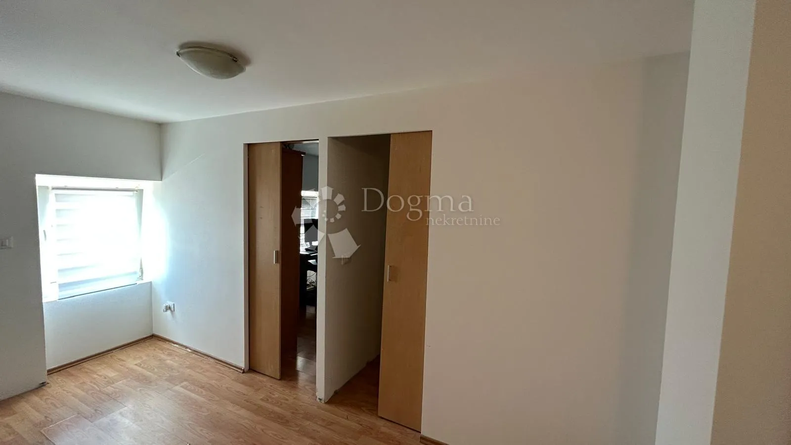predivna renovirana kuća 160m2 - šišan - slika 20