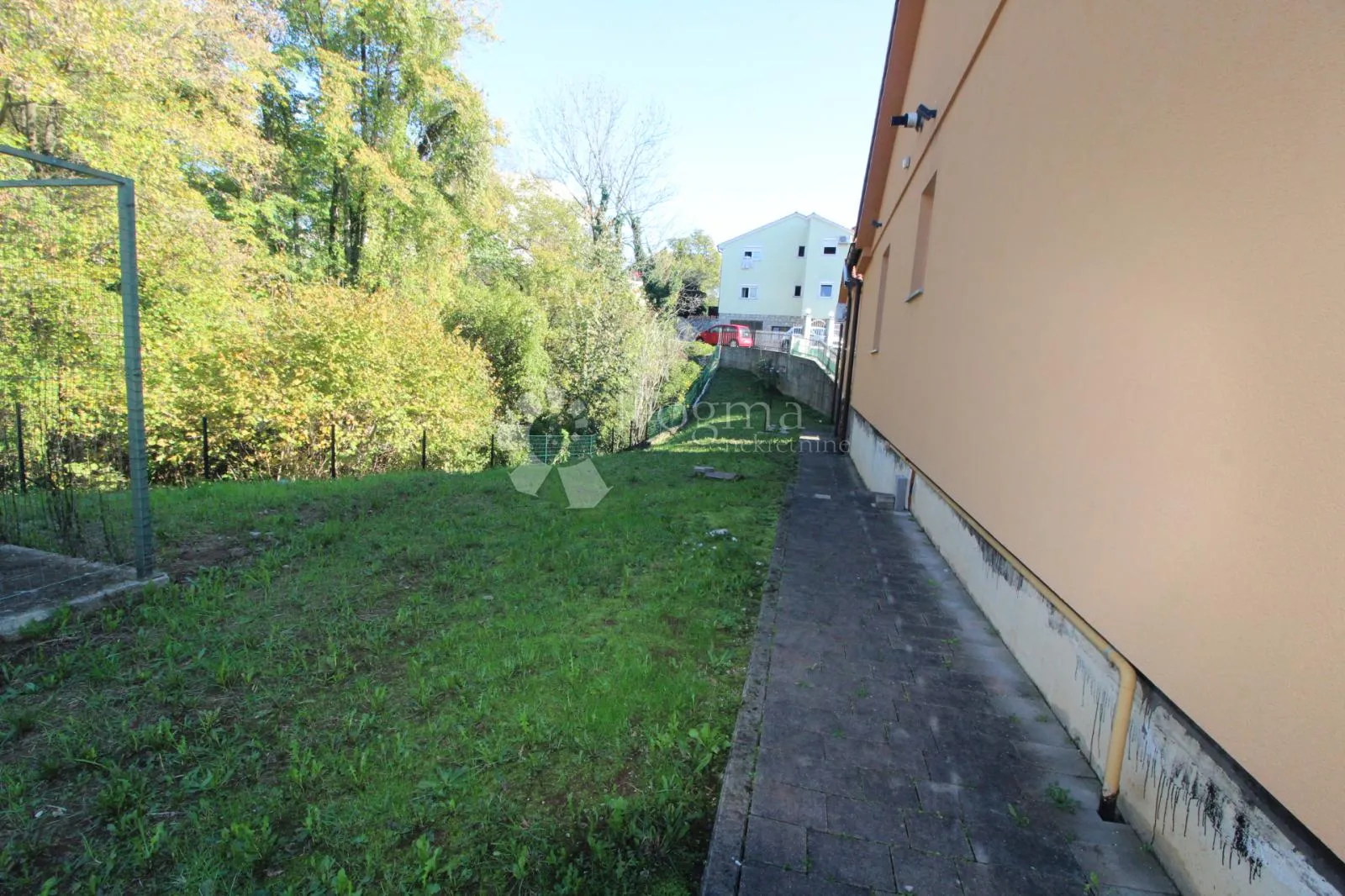viškovo - savršena obiteljska kuća - slika 39