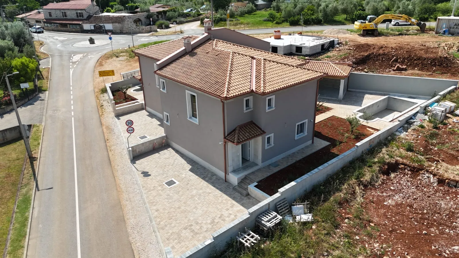 novogradnja - istra (momjan, buje) - slika 10