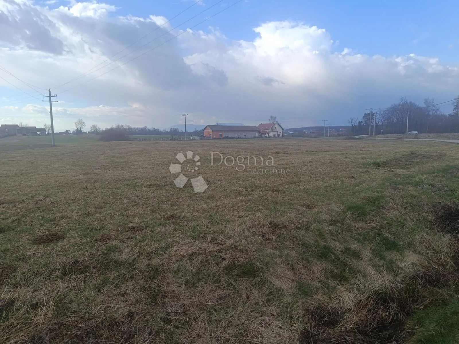 Prostrana parcela - Bratina, Pisarovina